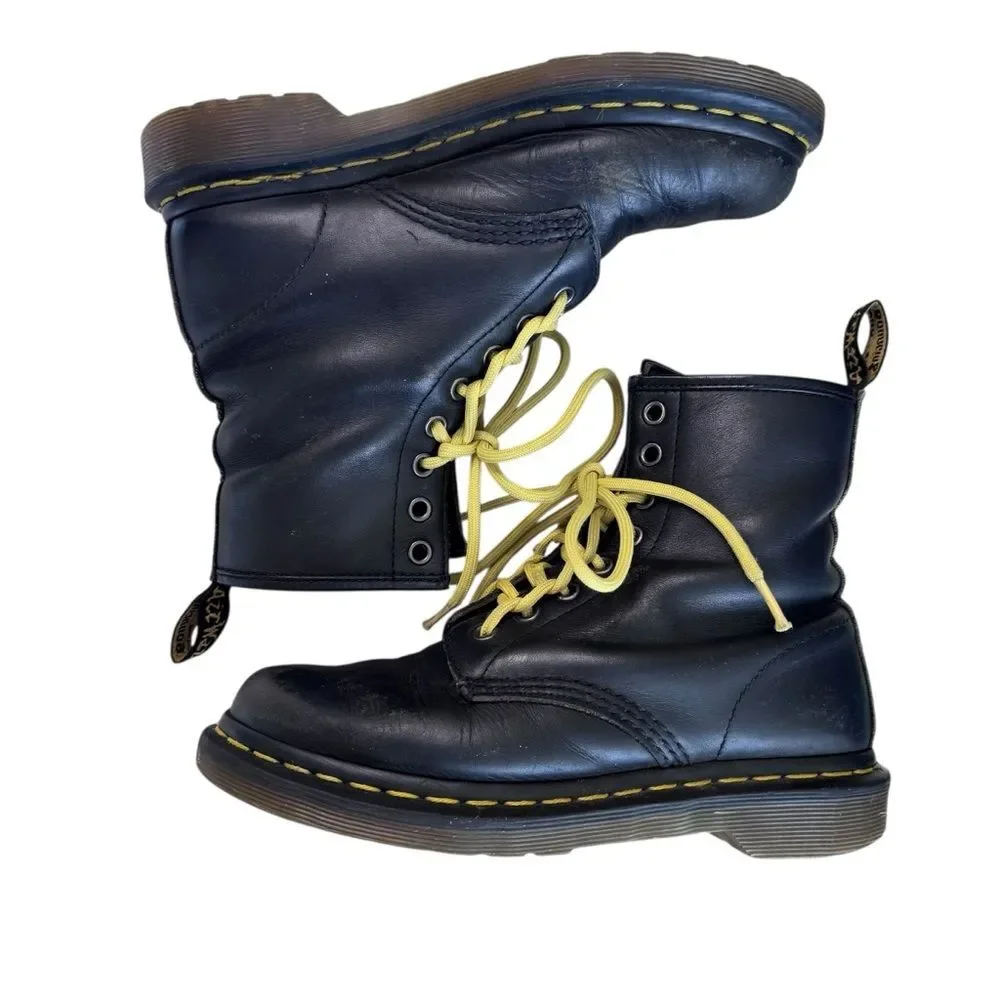 Dr. Martens Docs Air Walk Lace Up Boots Size 4